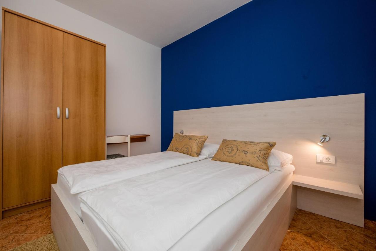 Apartments Kos Supetarska Draga Bagian luar foto