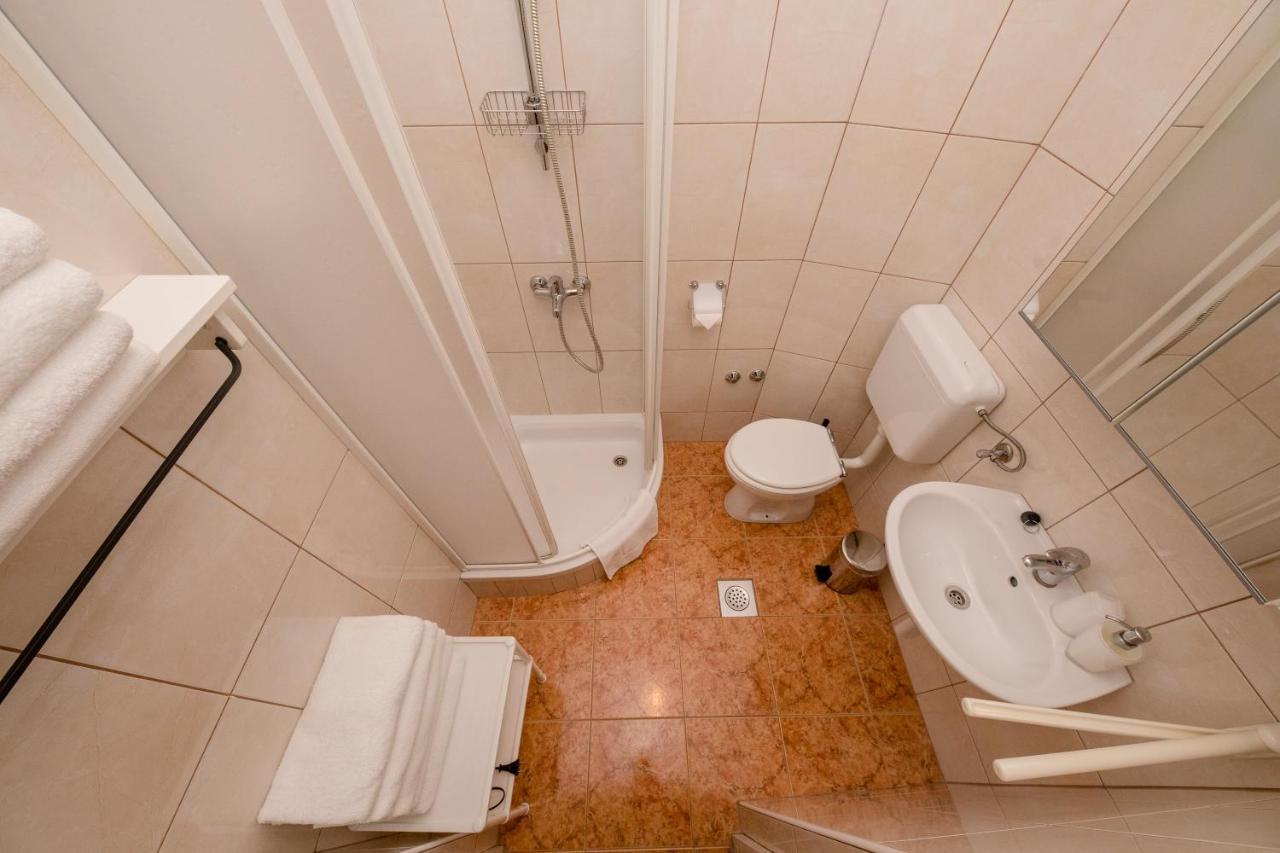 Apartments Kos Supetarska Draga Bagian luar foto