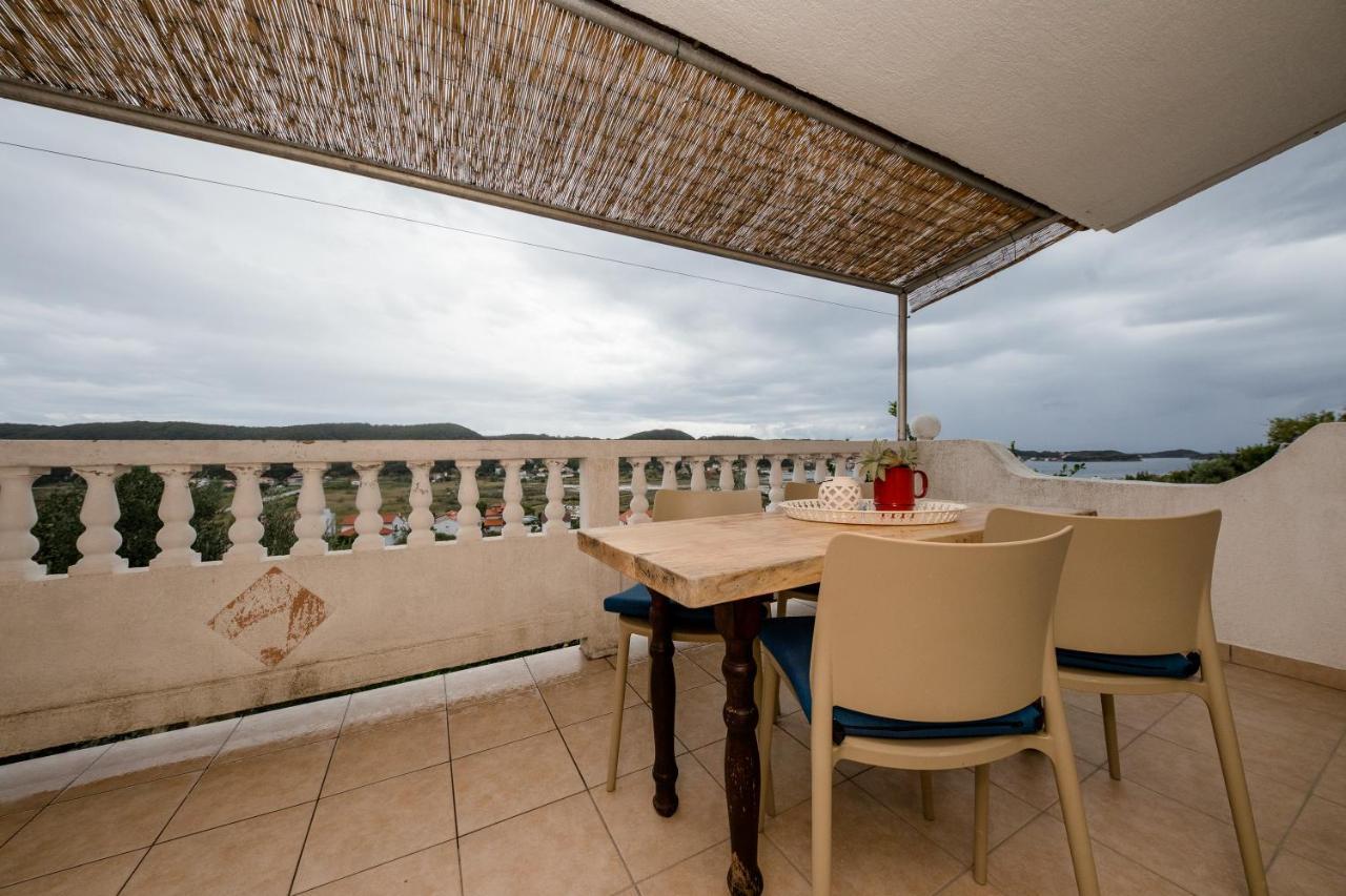 Apartments Kos Supetarska Draga Bagian luar foto